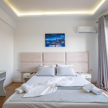 Hotel Myrtai - City Center Sarande Exterior photo